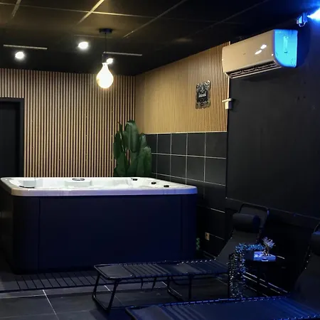 Thera Priva De Luxe Apartament